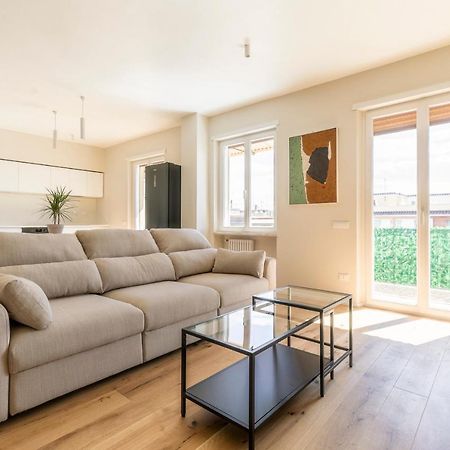 La Dolce Vita - Sunny Penthouse Trastevere Station 100Sqm Рим Екстер'єр фото