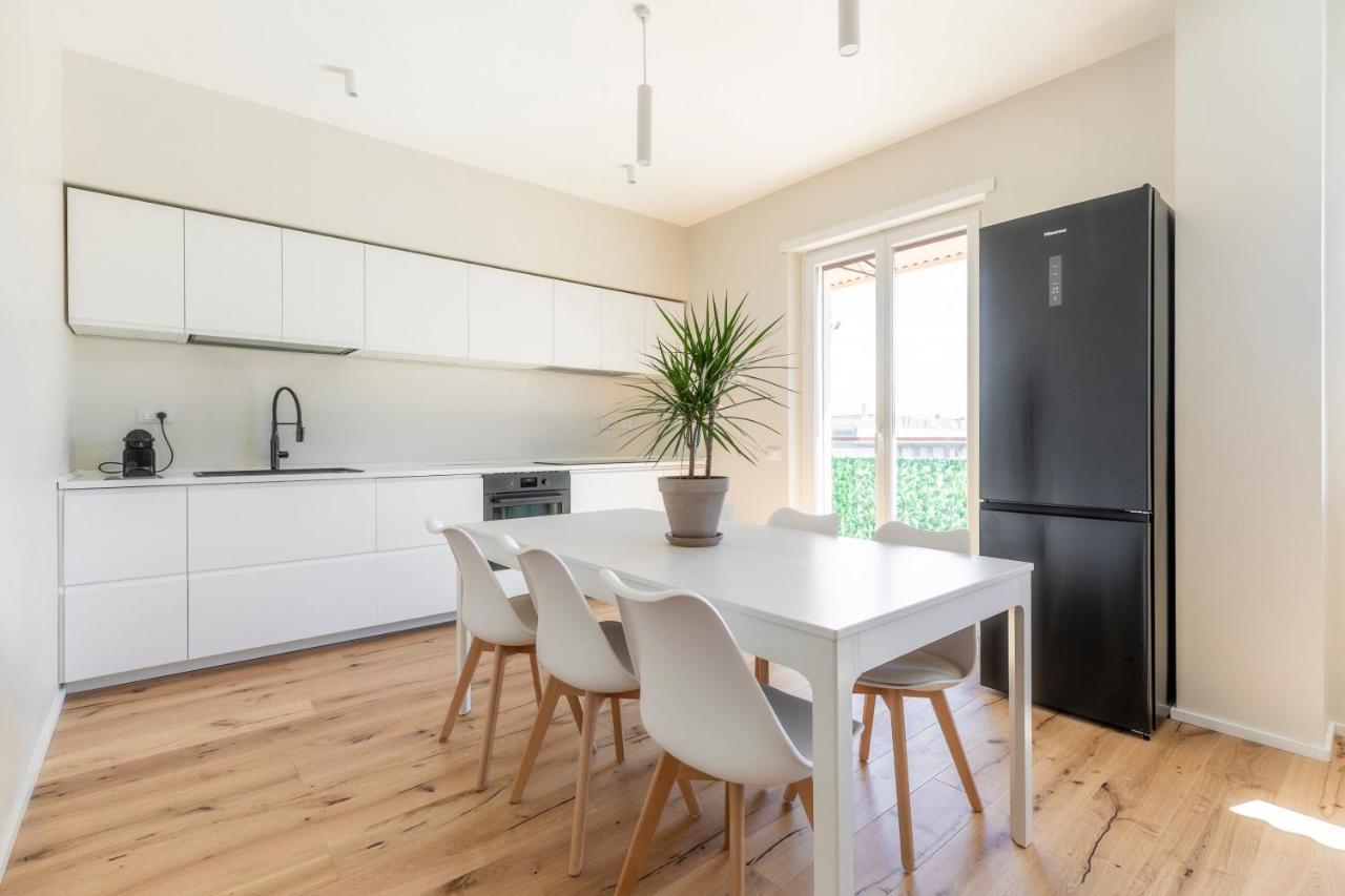 La Dolce Vita - Sunny Penthouse Trastevere Station 100Sqm Рим Екстер'єр фото