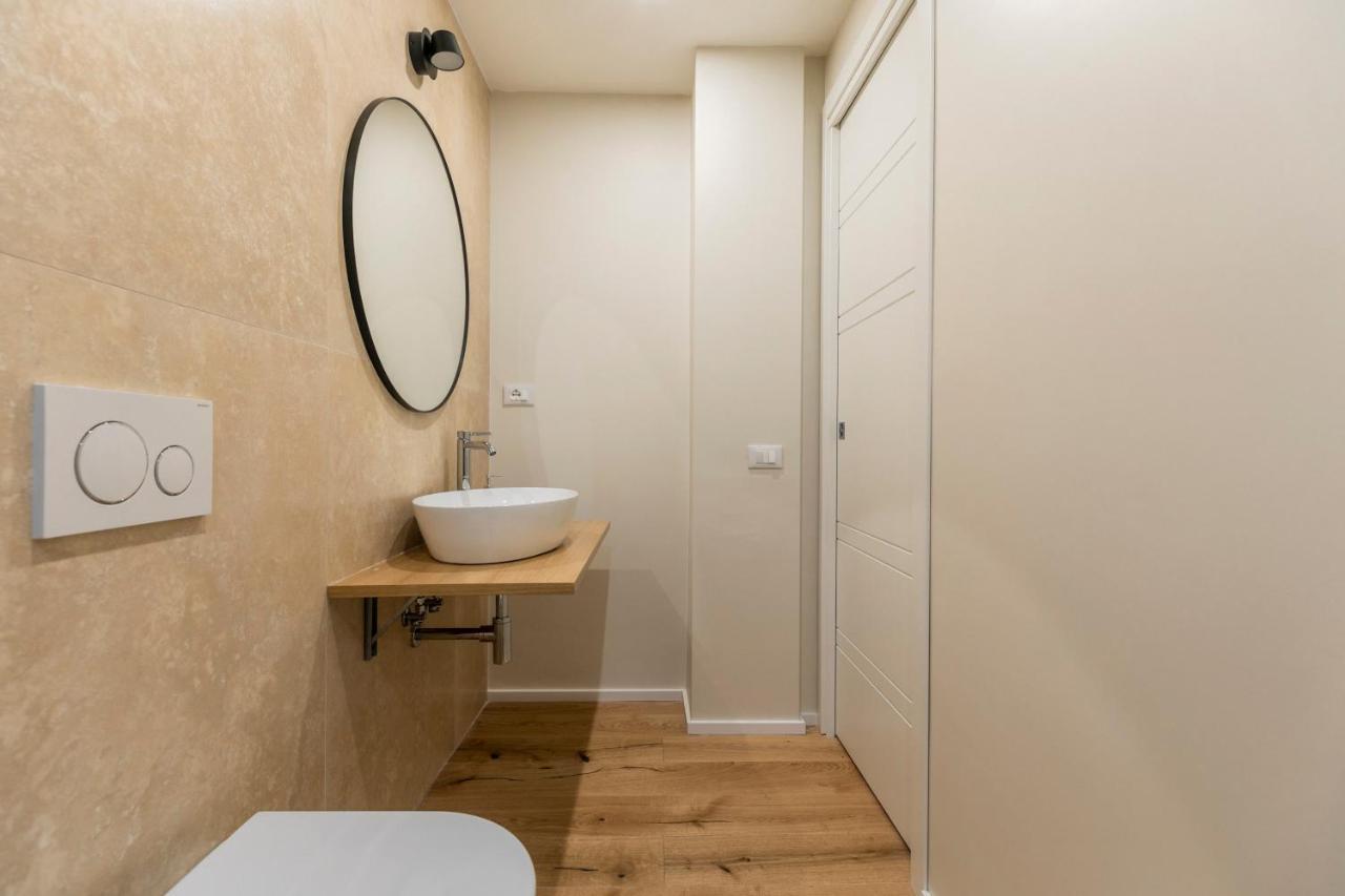 La Dolce Vita - Sunny Penthouse Trastevere Station 100Sqm Рим Екстер'єр фото